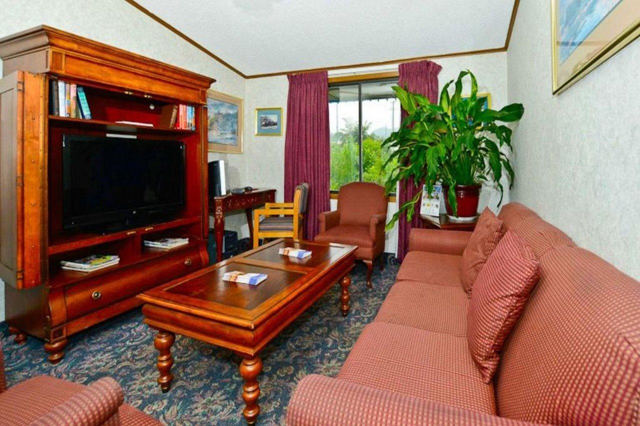 M Star Hotel Covington Εξωτερικό φωτογραφία